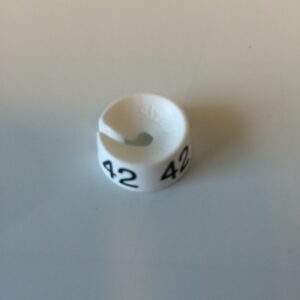 MB wit/zwart 42 voor op kledinghanger