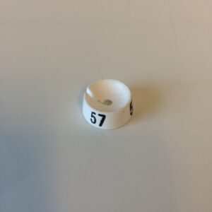 MB wit/zwart 57 voor op kledinghanger