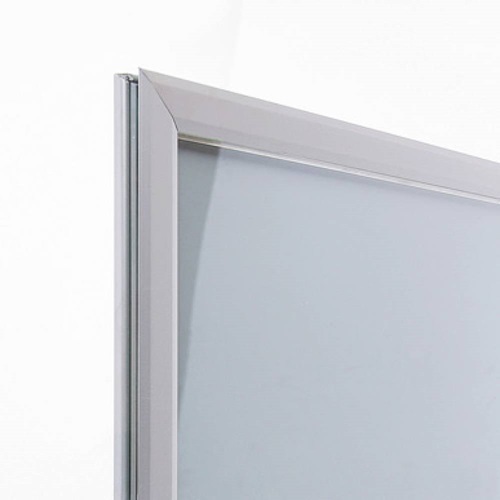 Klik-lijst 59x84 cm voor op etalage ruit