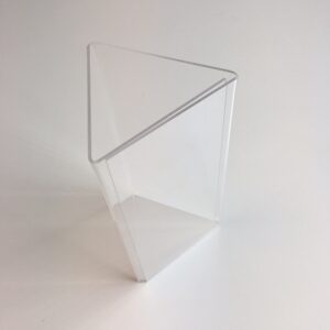 Piramidestandaard acryl 3x 9,6x15cm
